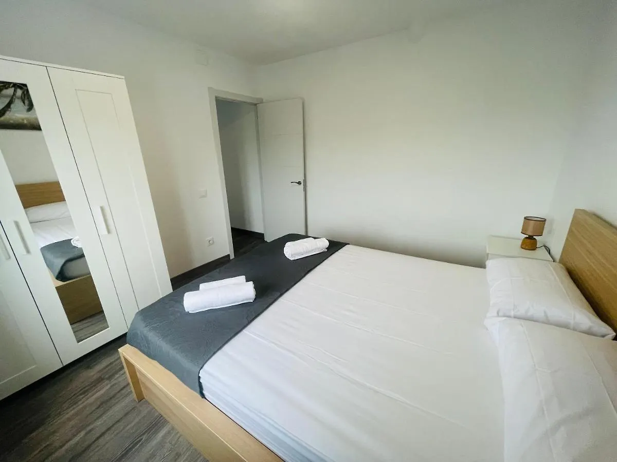 Barca 5 New Beach Apartment Sant Adria de Besos